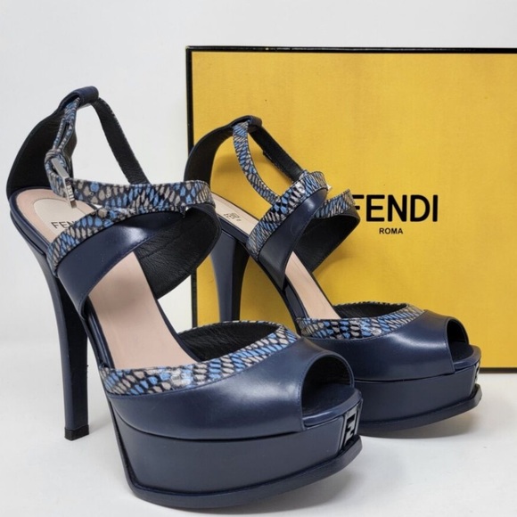 Fendi Blue Leather and Snakeskin Peep Toe Platform Sandals Size 37.5 / US 7.5 - Picture 1 of 6